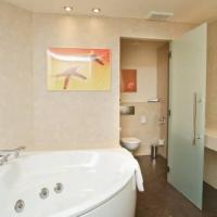Hotel photos Ramada Yekaterinburg